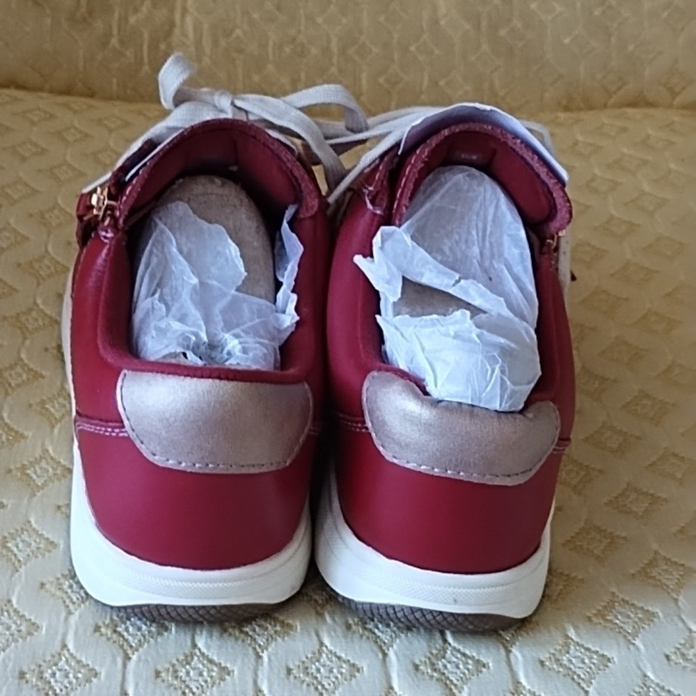EarthNetta Round Toe Casual Lace up Sneakers size 6.5 W - Picture 3 of 7